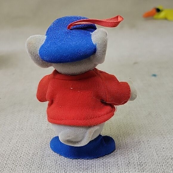 Rescuers Down Under by Disney book,Dvd, Bernard Chritmas ornament - Picture 7 of 15